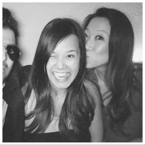 Meet your Posher, Kat - Picture 3 of 3